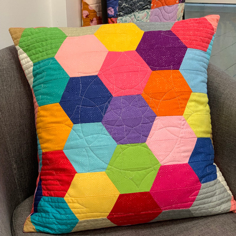 Honeycomb Delight Cushion Cover Pattern