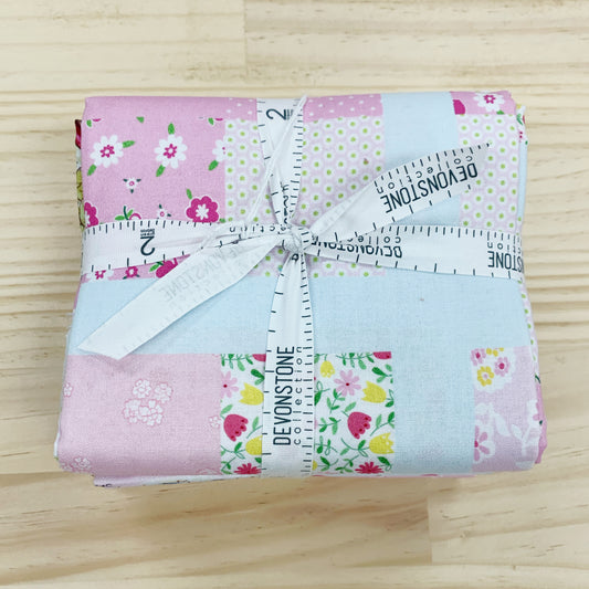 Devonstone - Sarah Kay Heritage - Fat Quarter Bundle plus Panel