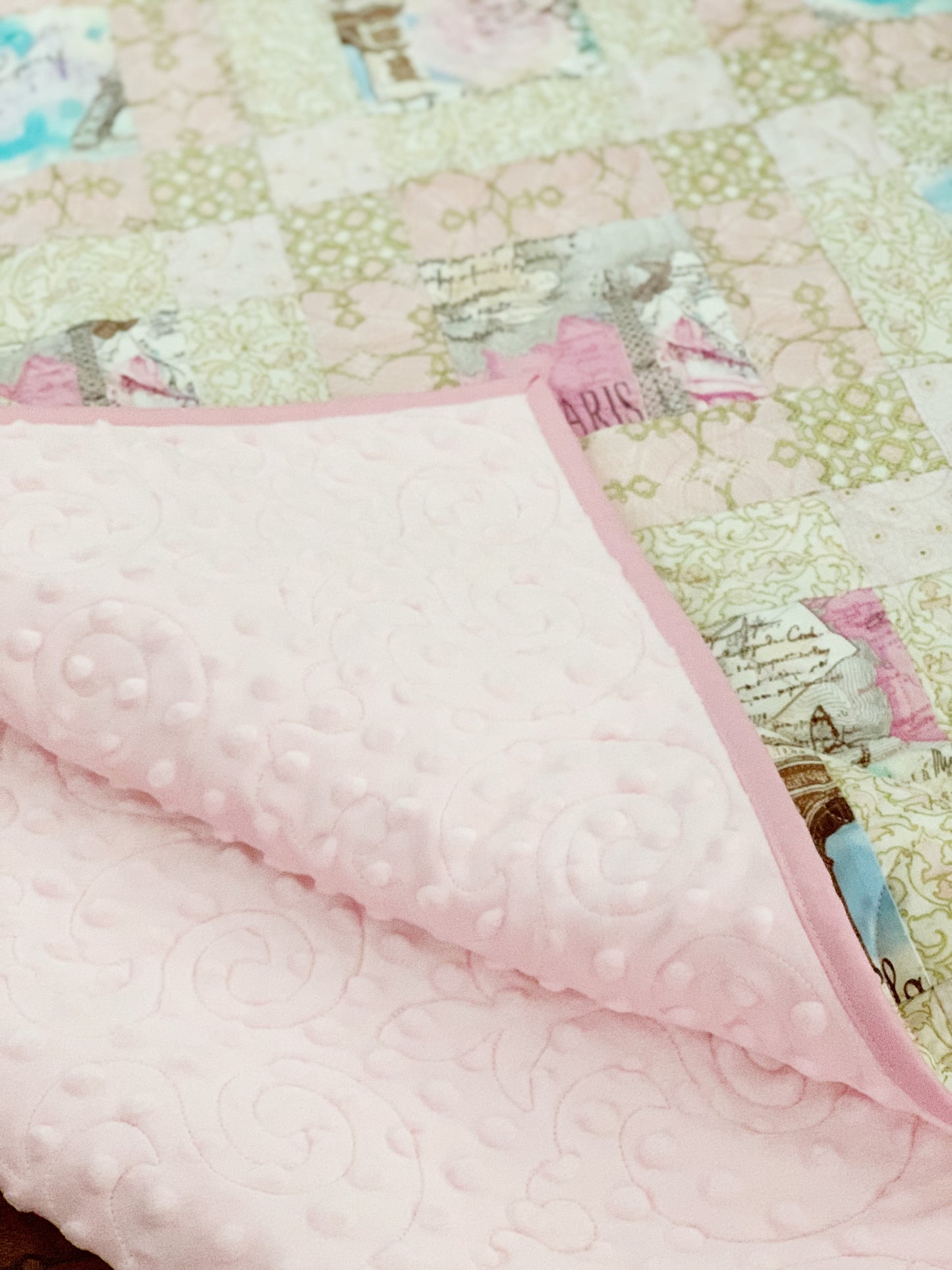 Puzzled Quilt - Pink